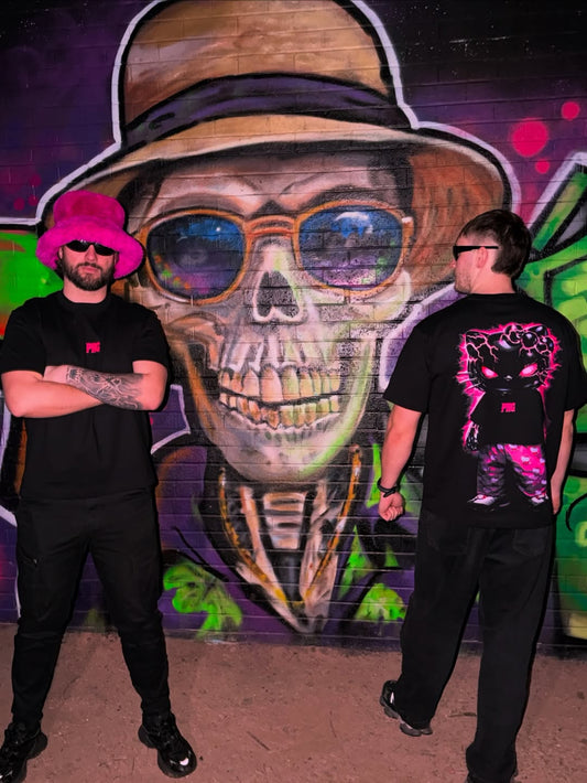 No Dresscode: Freedom Fits Best (Hello Demon Kitty)